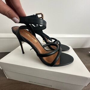 L’intervalle black leather high heeled shoe Size 9